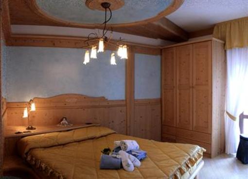 фото отеля Hotel La Bussola Andalo
