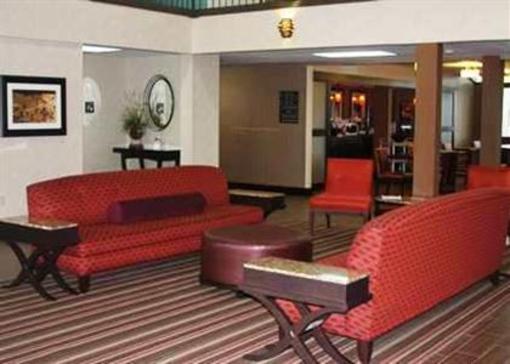 фото отеля Hampton Inn Russellville