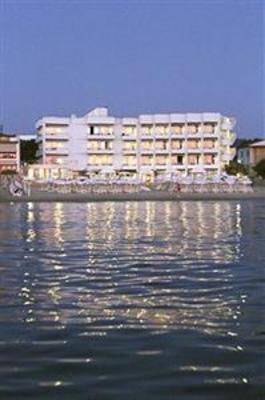 фото отеля Hotel Sabbia D'Oro San Vicenzo