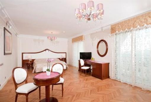 фото отеля Grand Hotel Italia