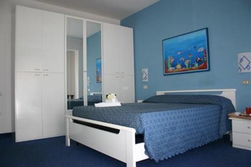 фото отеля Hotel La Bussola Anzio