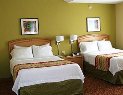 фото отеля TownePlace Suites Wichita East