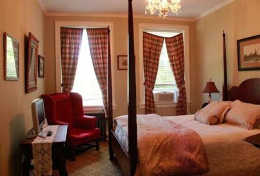 фото отеля The Kenmore Inn