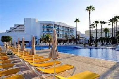 фото отеля Hipotels Cala Millor Park Aparthotel Sant Llorenc Des Cardassar