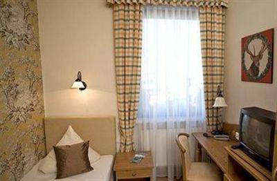 фото отеля Alpina Hotel Rosenheim