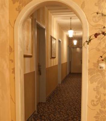 фото отеля Alpina Hotel Rosenheim
