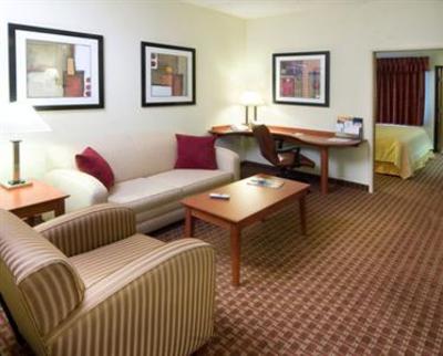 фото отеля Quality Suites Hotel