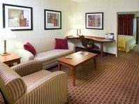 Quality Suites Hotel