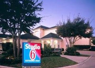 фото отеля Studio 6 Austin Northwest