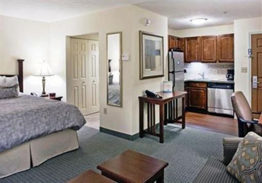 фото отеля Staybridge Suites Omaha 80th & Dodge