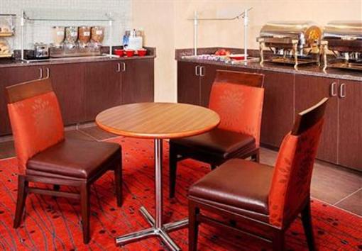 фото отеля Residence Inn Cincinnati North / Sharonville