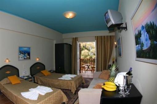фото отеля Kalyves Beach Hotel