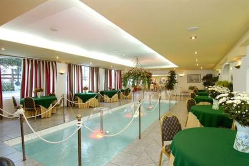 фото отеля Kalyves Beach Hotel