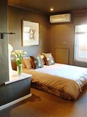 фото отеля 22 On Rose Bed and Breakfast Cape Town