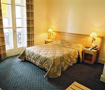 фото отеля Hotel Le Bourbon Pau