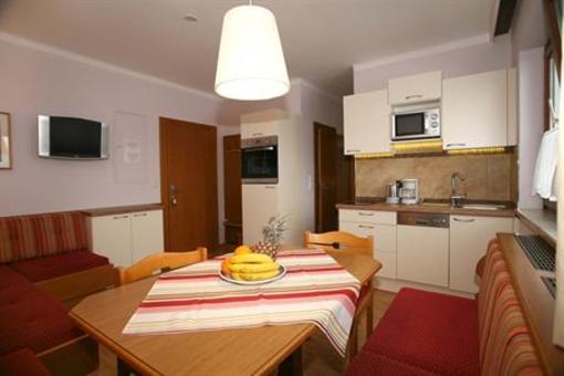 фото отеля Appartements-Pension Lindenheim