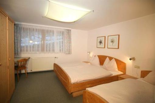 фото отеля Appartements-Pension Lindenheim