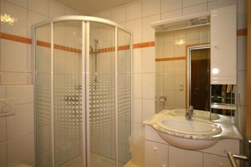 фото отеля Appartements-Pension Lindenheim