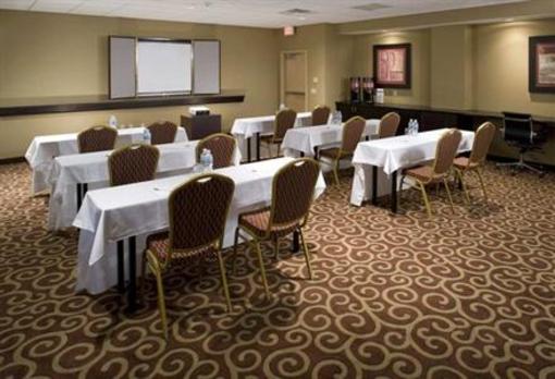 фото отеля Hampton Inn & Suites Rochester - North