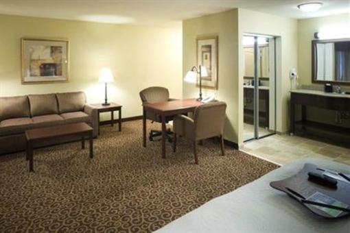 фото отеля Hampton Inn & Suites Rochester - North