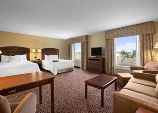фото отеля Hampton Inn & Suites Rochester - North