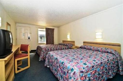 фото отеля Americas Best Value Inn Englewood/Dayton Airport