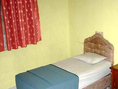 фото отеля Huswah Transit Hotel