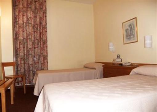 фото отеля Aparthotel Augusta Barcelona