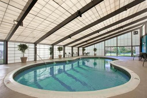 фото отеля BEST WESTERN New Englander