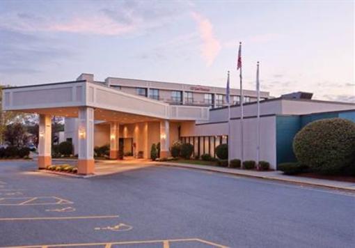 фото отеля BEST WESTERN New Englander