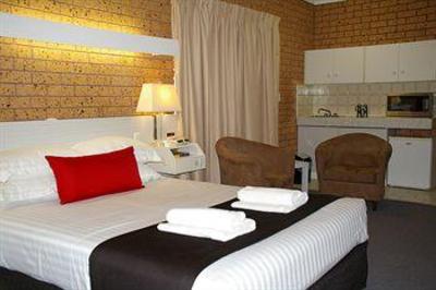 фото отеля Golden Harvest Motor Inn