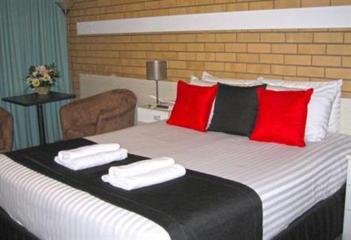 фото отеля Golden Harvest Motor Inn