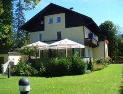 фото отеля Gästehaus Maria Garmisch-Partenkirchen