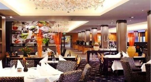 фото отеля Van Der Valk Hotel Heerlen