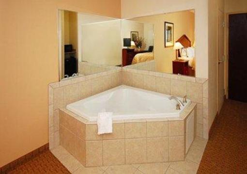 фото отеля Comfort Inn Smithfield (North Carolina)