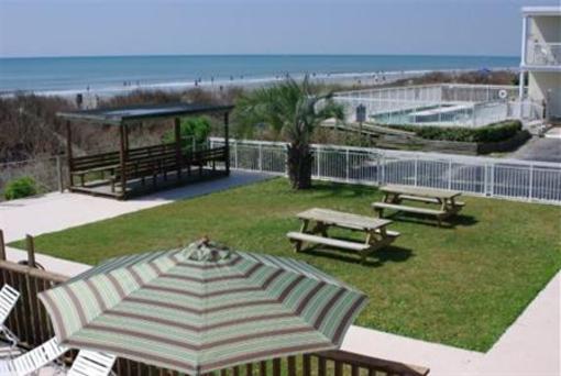 фото отеля By The Sea Motel North Myrtle Beach