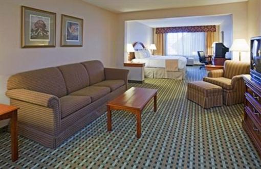 фото отеля Holiday Inn Milwaukee Airport