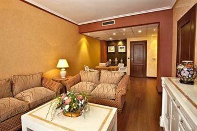 фото отеля Europa Centro Hotel Magaz de Pisuerga