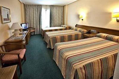фото отеля Europa Centro Hotel Magaz de Pisuerga