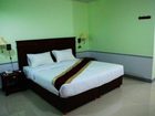 фото отеля Sutus Court 5