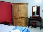 фото отеля Sutus Court 5