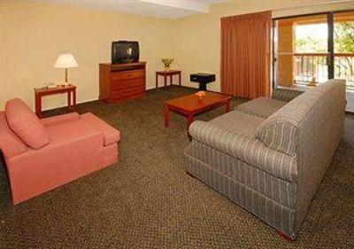 фото отеля Quality Inn & Suites Goodyear