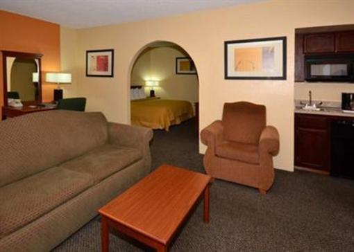 фото отеля Quality Inn & Suites Goodyear