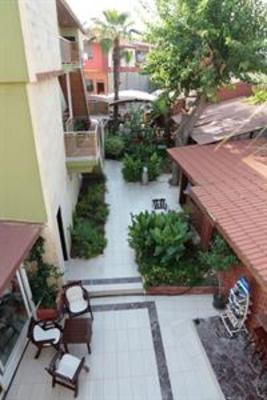 фото отеля Yali Hotel