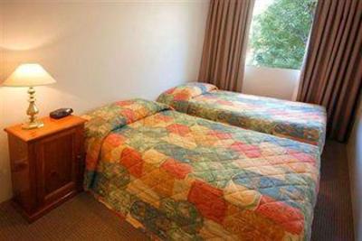 фото отеля Belmore All Suite Hotel