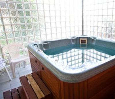 фото отеля Belmore All Suite Hotel