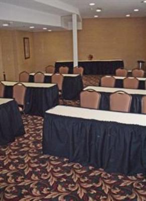 фото отеля Holiday Inn Express Camarillo