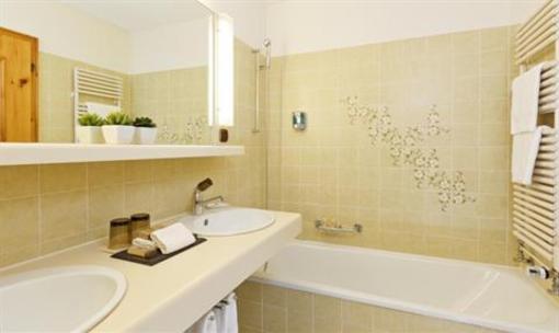 фото отеля Pardenn Piz Buin Swiss Quality Hotel