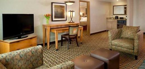 фото отеля Embassy Suites Hotel Indianapolis Downtown