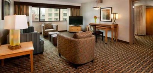 фото отеля Embassy Suites Hotel Indianapolis Downtown